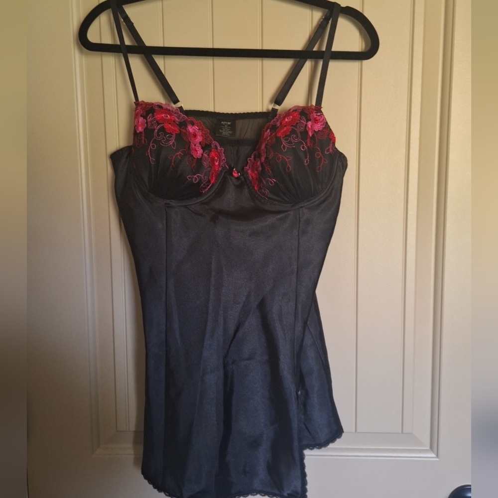 APT 9 Lingerie